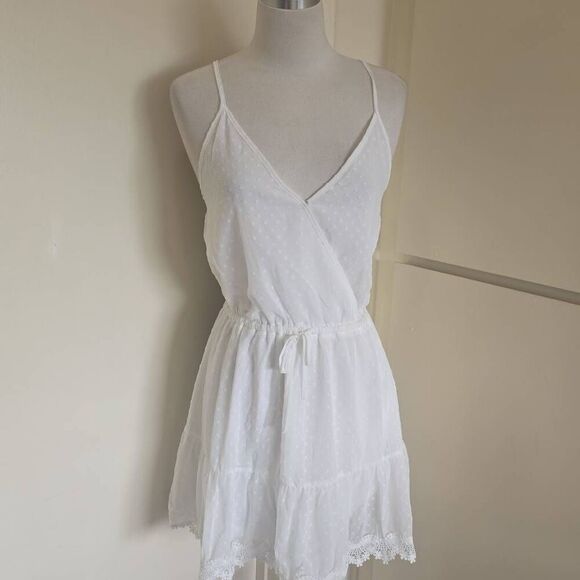 Showpo White La Parisienne Mini Dress, Sundress, Swiss Dot Fabric, NWT, Sz. 6 - Picture 6 of 10